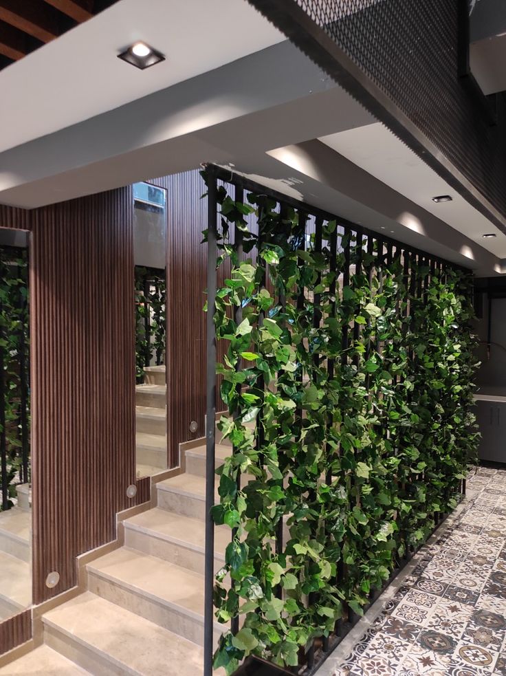 cara merawat vertikal garden sintetis