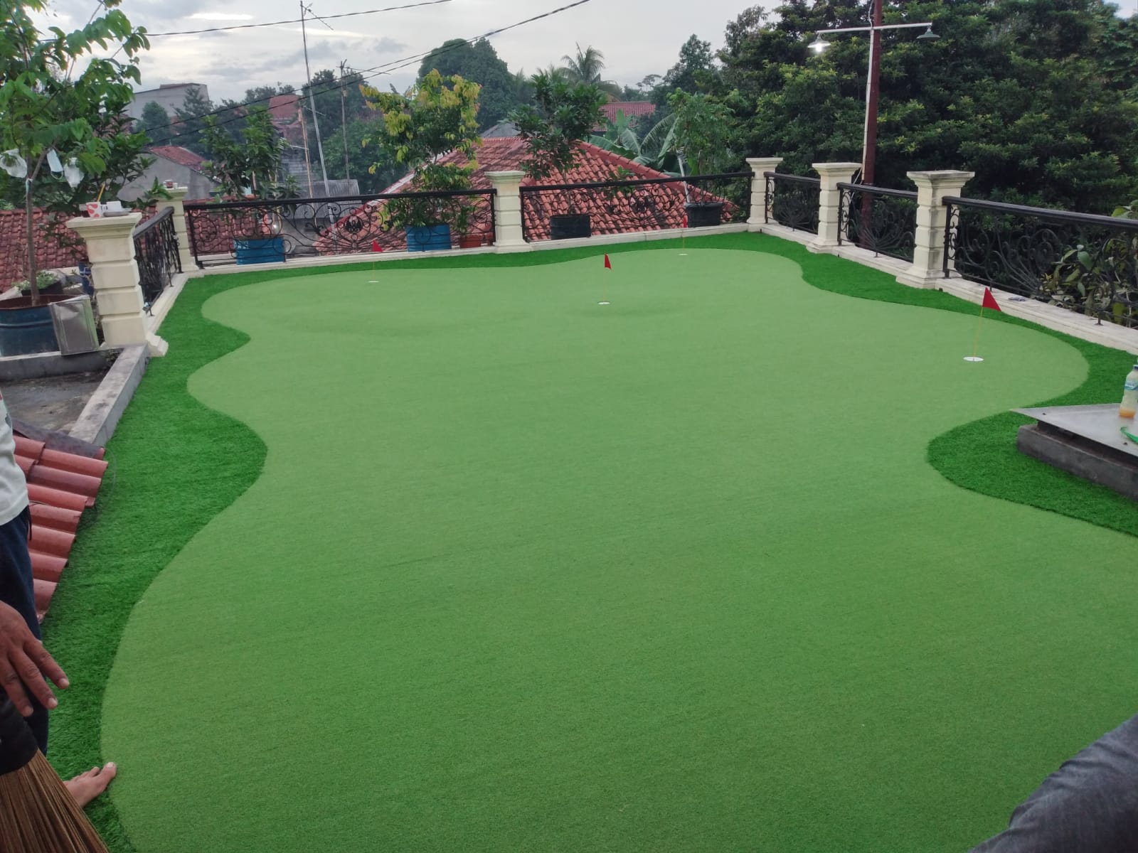 pembuatan lapangan mini golf di tanjung barat